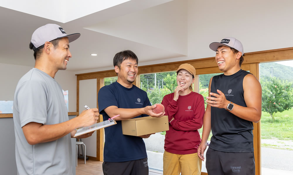 異業種の力が紡ぐ、私たちの桃づくり